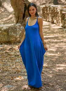 Maxi αέρινο φόρεμα τιράντα με τσέπες - Μπλε ηλεκτρίκ