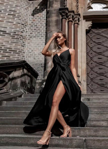 Maxi σατινέ φόρεμα τιράντα - Μαύρο